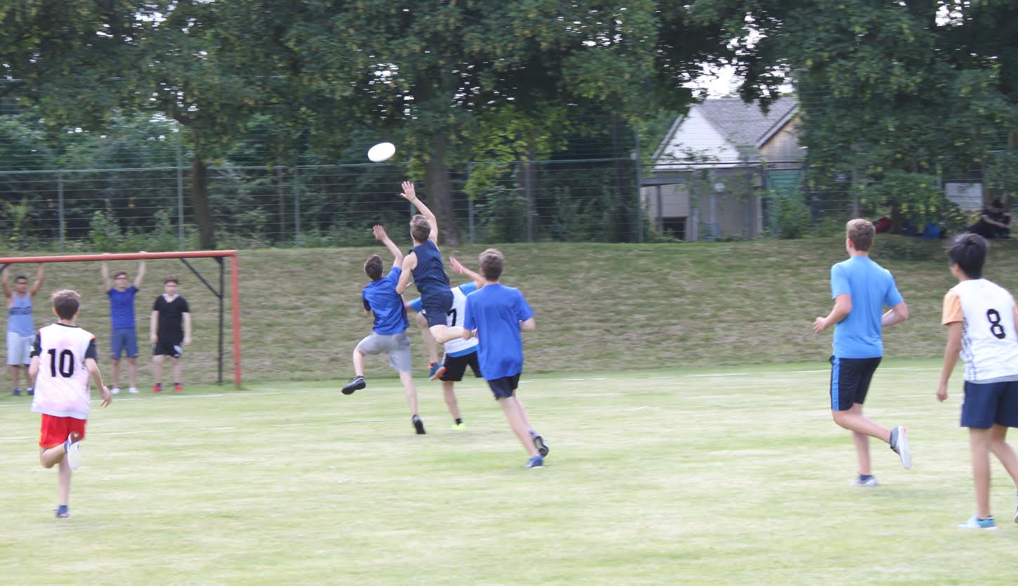 frisbee16 1