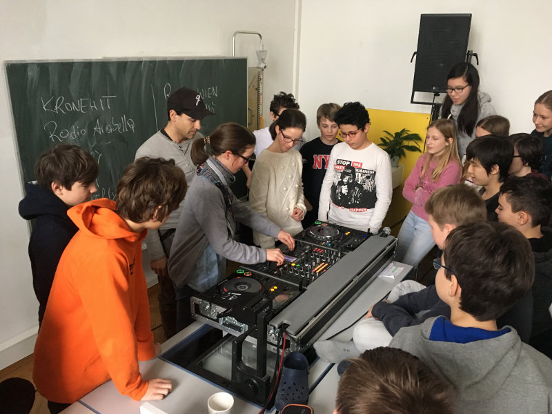 radioIMG 8553