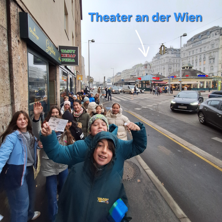 Die 1. Klassen im Theater (an der Wien)